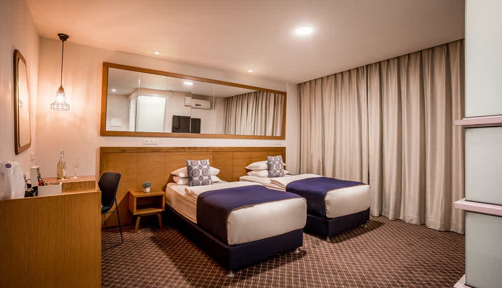 מלון אמבסי תל אביב -חדרי המלון 