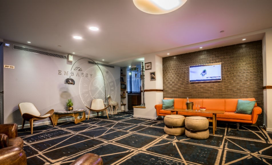 מלון בוטיק במרכז תל אביב - מלון אמבסי- לובי עליון